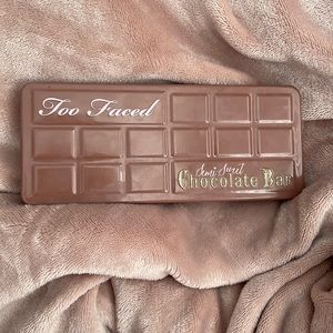 Too Faced semi-sweet chocolate bar eyeshadow pallet